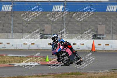 media/Nov-26-2022-Fastrack Riders (Sat) [[b001e85eef]]/Level 1/Session 3 Outside Turn 9/